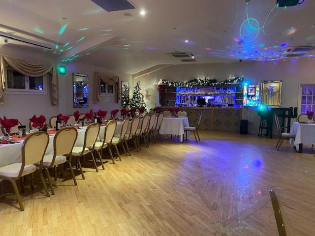 The Thelbridge Cross Inn Crediton Exterior foto